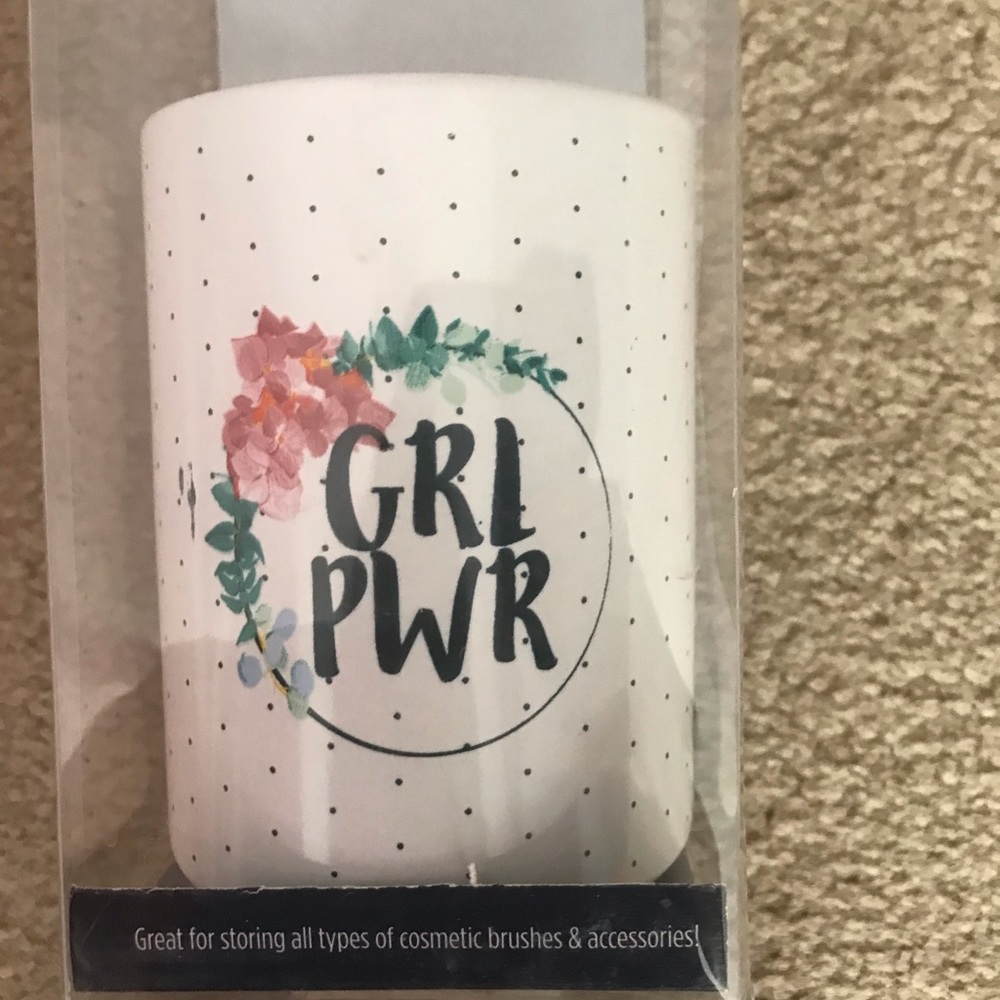 Ceramic Beauty Tools Holder